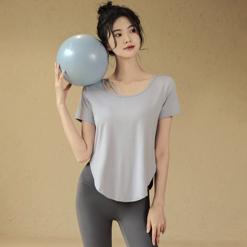 Loose quick-dry yoga t-shirt