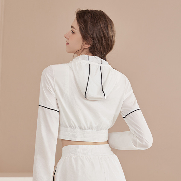 New breathable slimming fitness yoga zippered long sleeve jacket