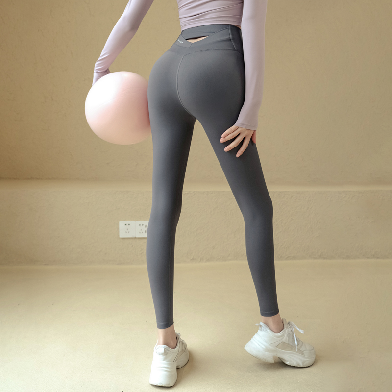 Nude butt lifting leggings