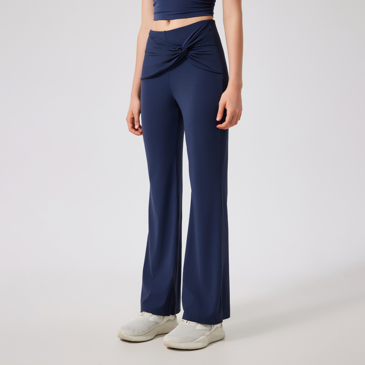 Relaxed straight-leg knotted flared trousers
