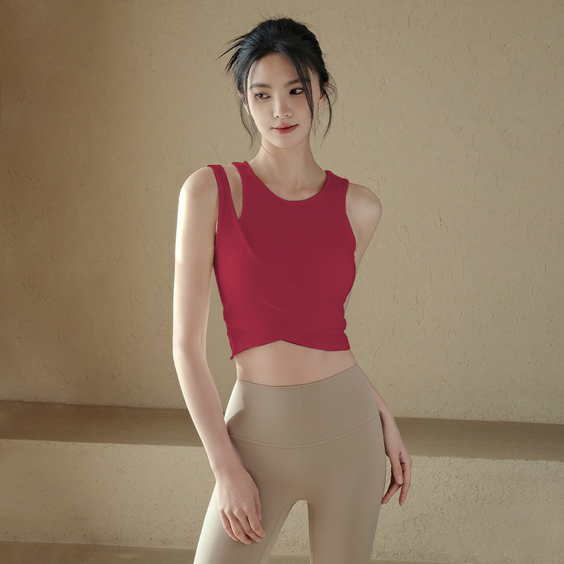 Shock-resistant fixed-cup bra