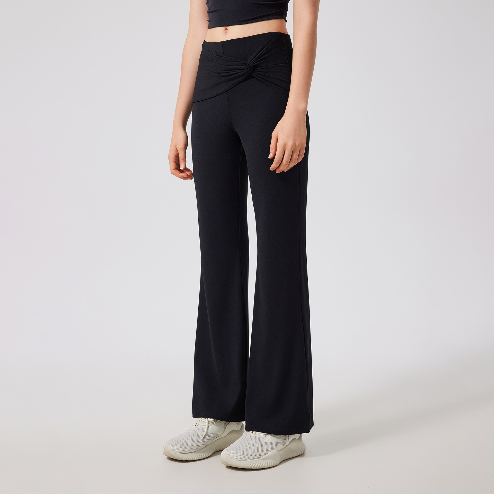 Relaxed straight-leg knotted flared trousers