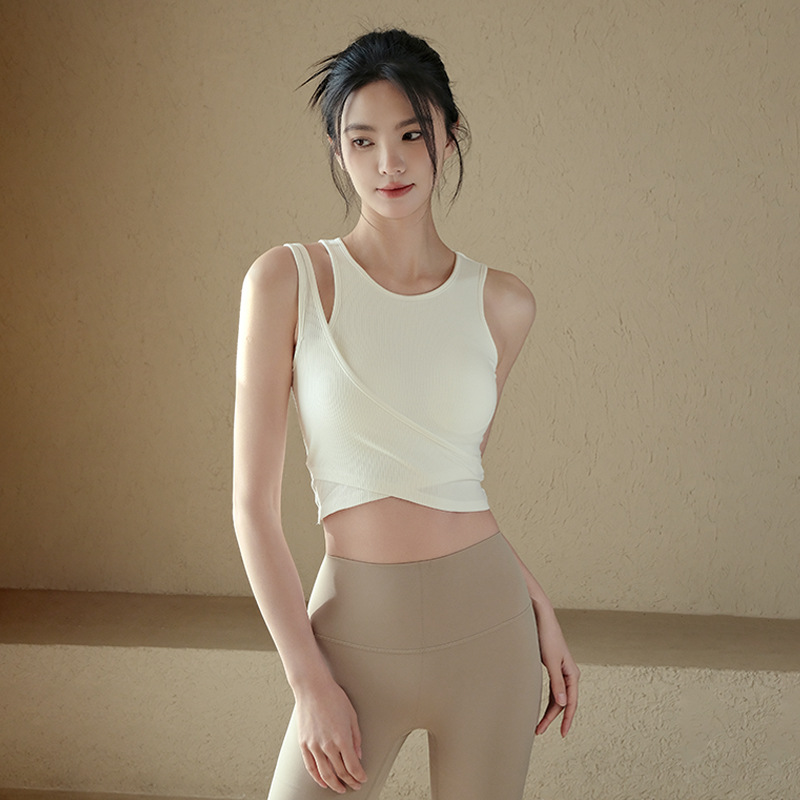 Shock-resistant fixed-cup bra