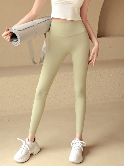 High-waisted lightweight leggings