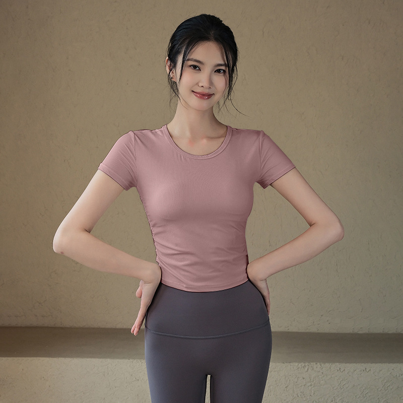 Slim and slim short sleeves