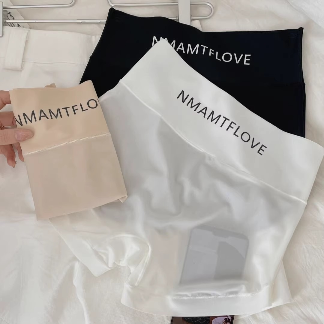 Ultra-thin ice silk non-curled edge and non-marking boxer panties