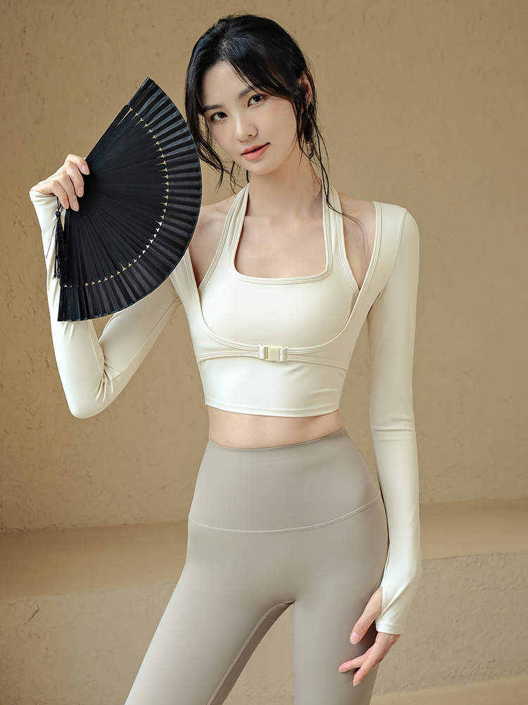 Skinny long sleeves with padded chest