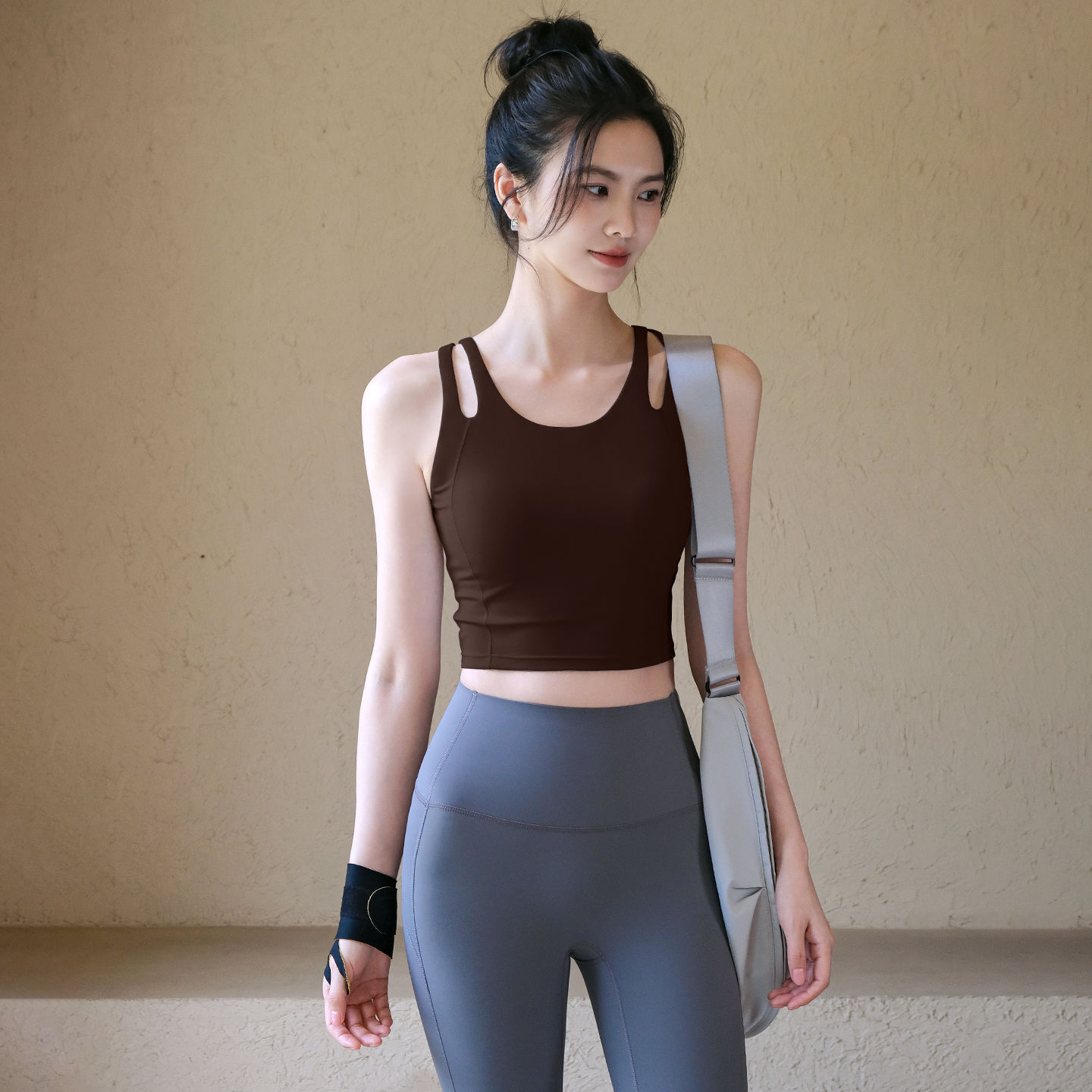 Integrated shockproof running sports bra