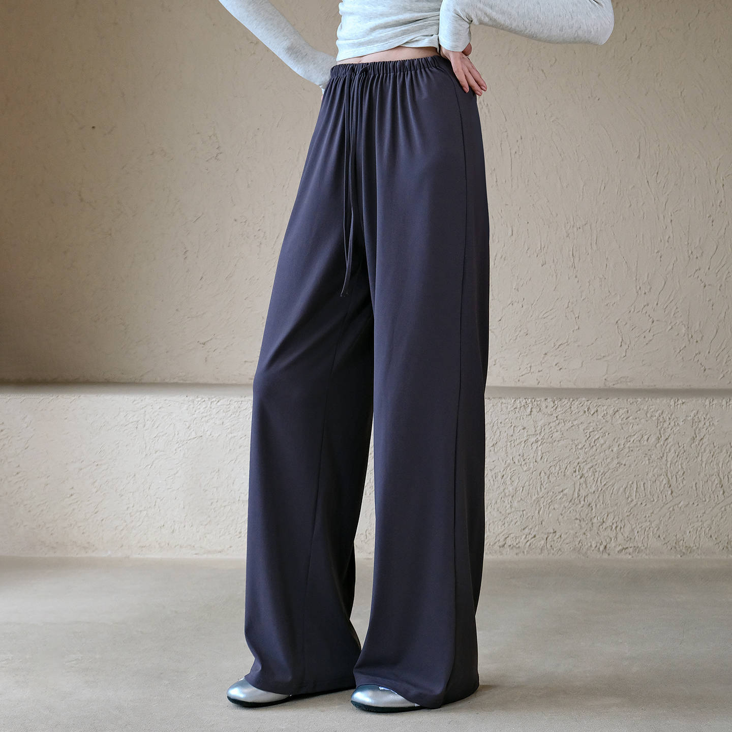Slimming loose and comfortable straight-leg sports trousers
