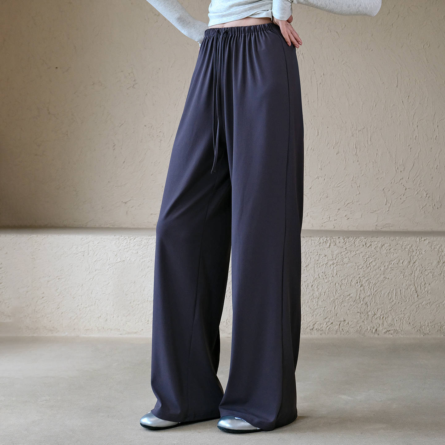 Slimming loose and comfortable straight-leg sports trousers