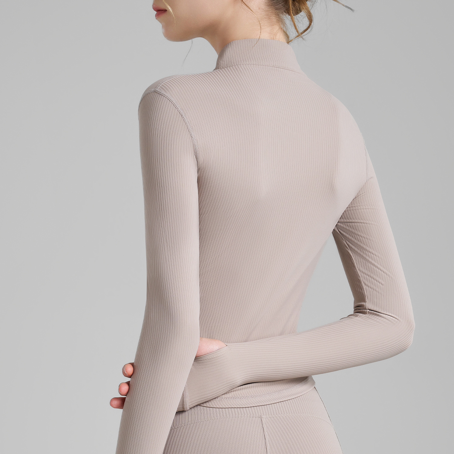 New tight height elastic collar threaded yoga jacket