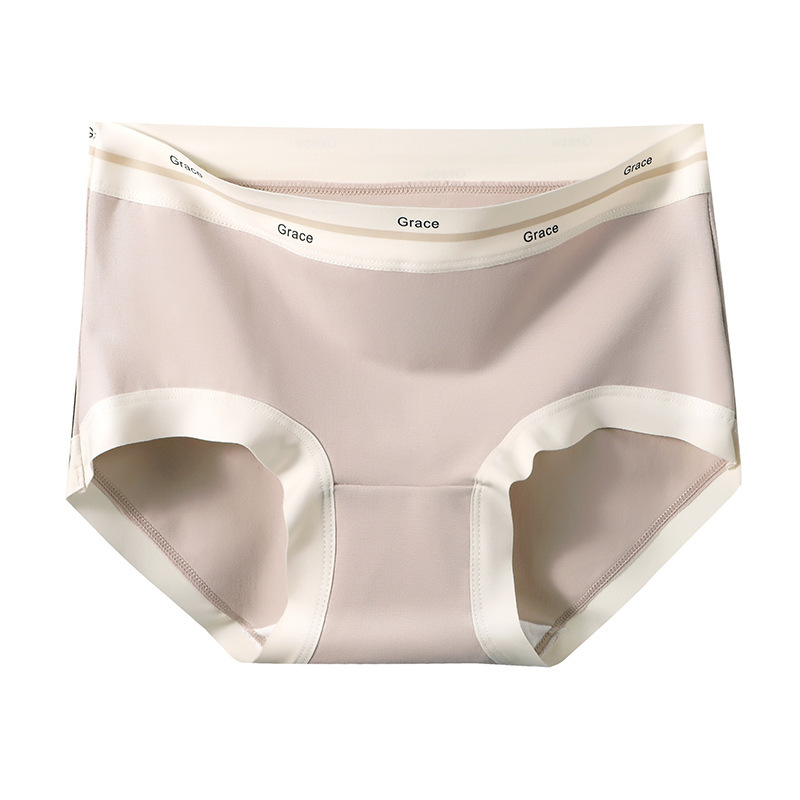 Seamless comfortable and breathable mid-high waist hip cover cotton triangle briefs