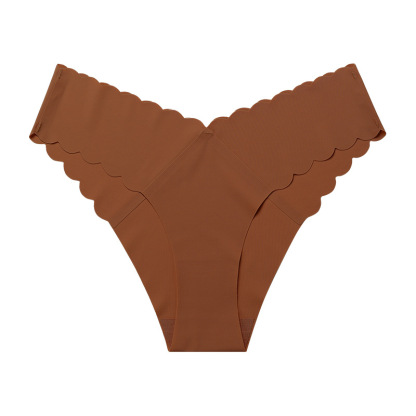 Breathable seamless underwear