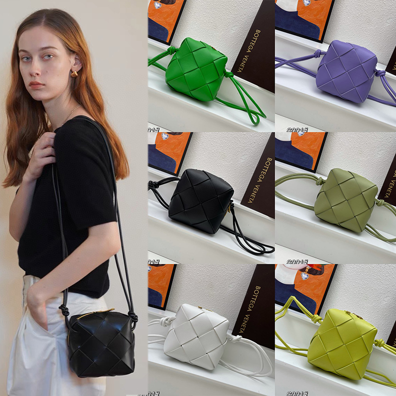 【Bottega Veneta】cassette -14*14*7CM