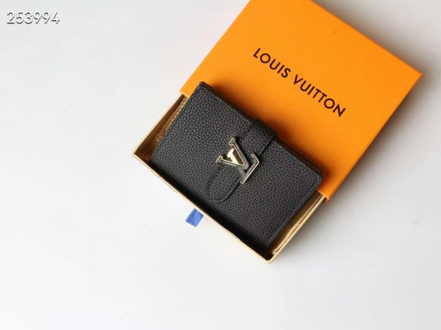 【LOUIS VUITTON】9 x 12 x2CM