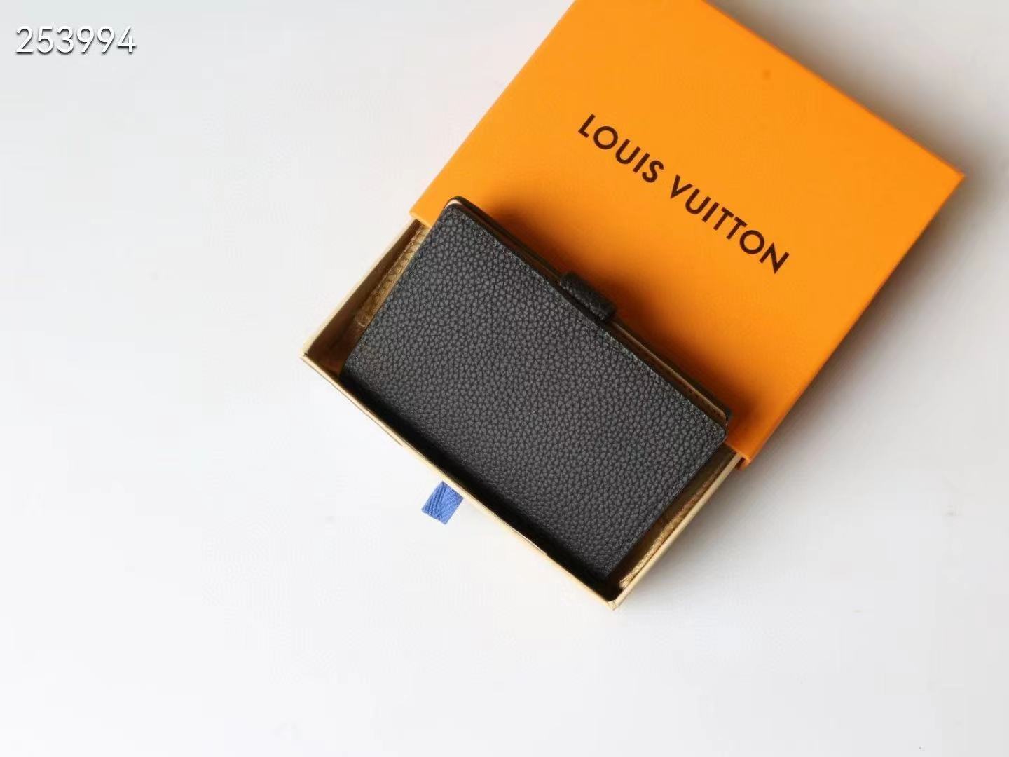 【LOUIS VUITTON】9 x 12 x2CM