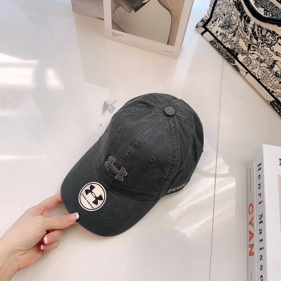 【キャップ 】underarmour  -5色
