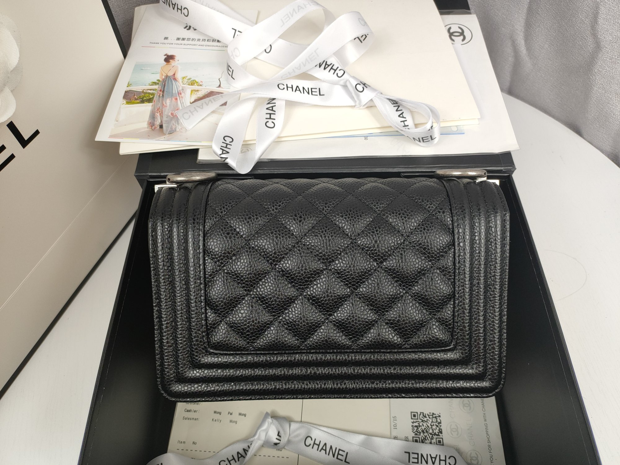 (シャネル )ボーイキャビアスキンショルダBAG LEBOY 2size