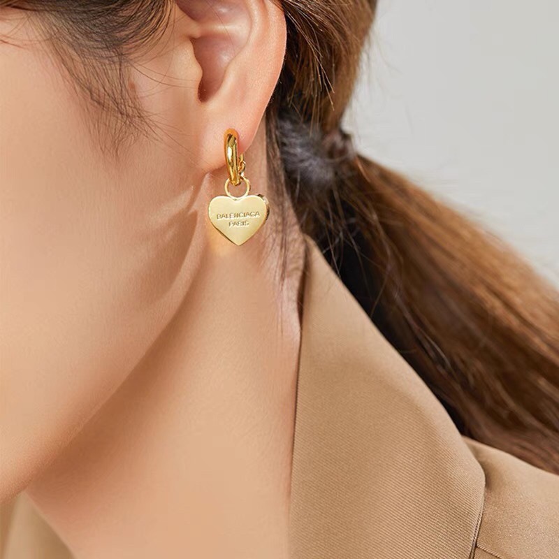 【ピアス】★Balenciaga★