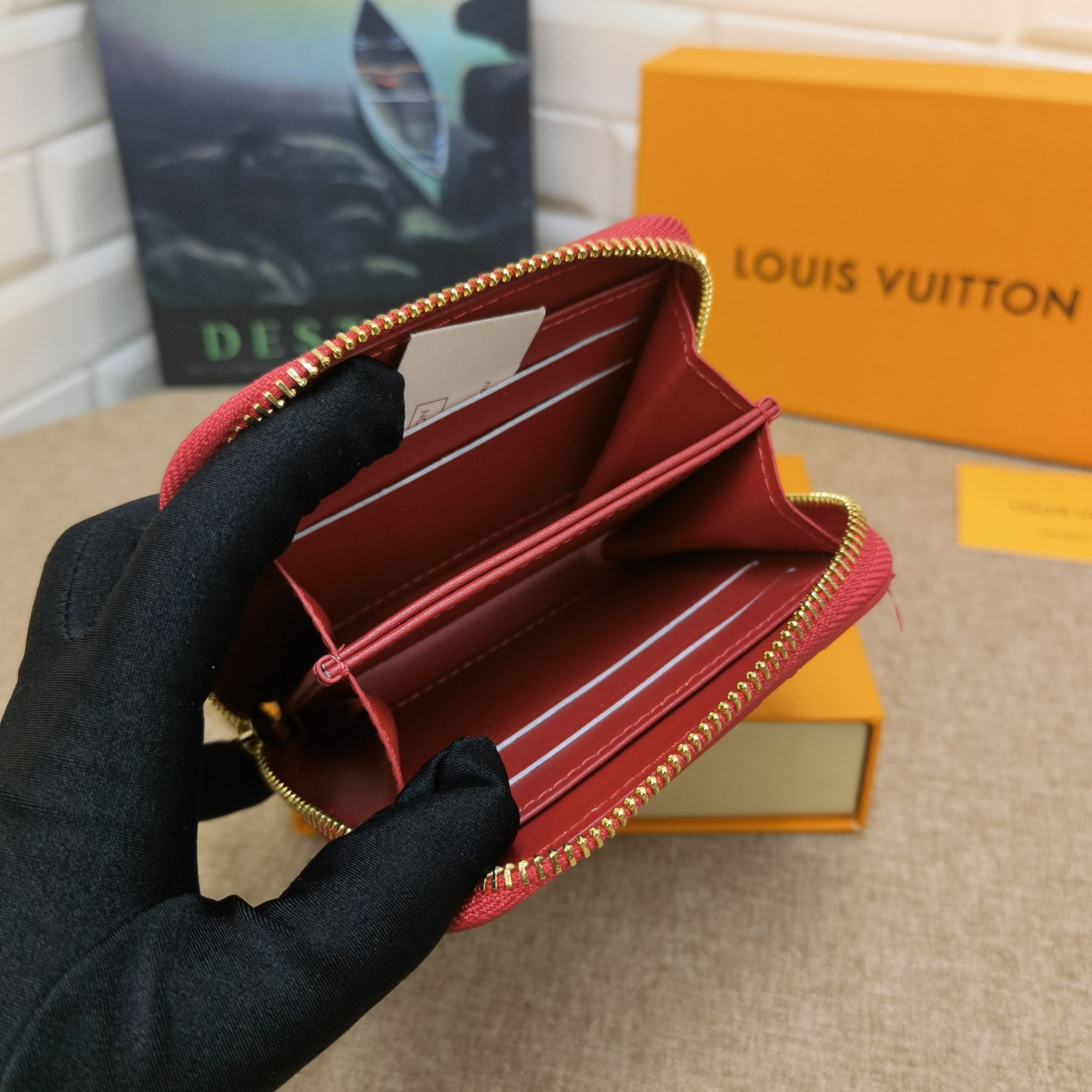 【LOUIS VUITTON】小 銭 入れ  11×8×2.5cm  -4色
