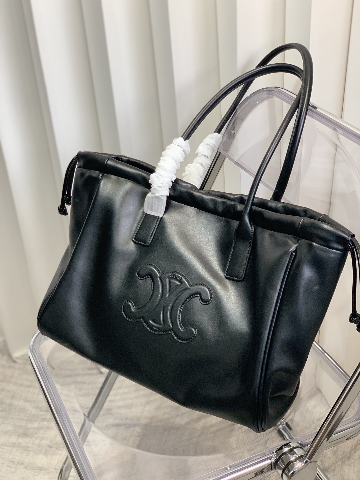 人気商品  CELINE  CABAS TRIOMPHE  44 X 28 X 18cm-全2色
