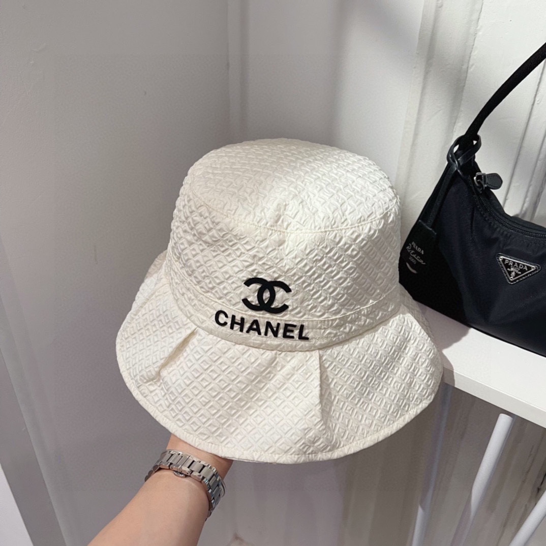 【キャップ 】CHANEL  -2色
