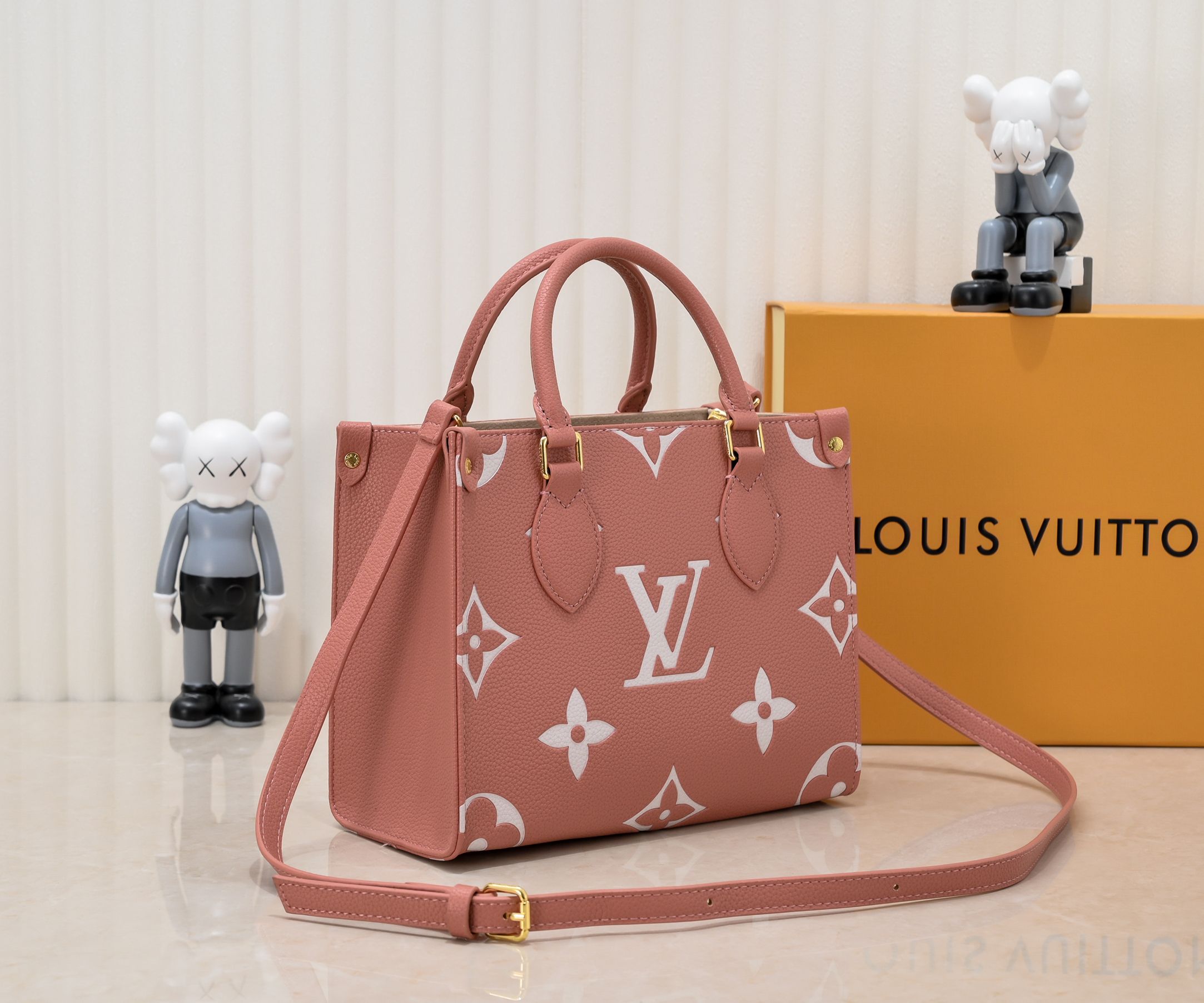 【LOUIS VUITTON】Onthego  -3size