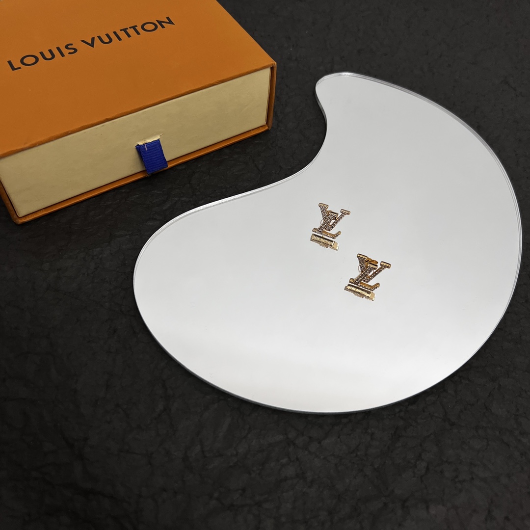 【ピアス】★LOUIS VUITTON ＆