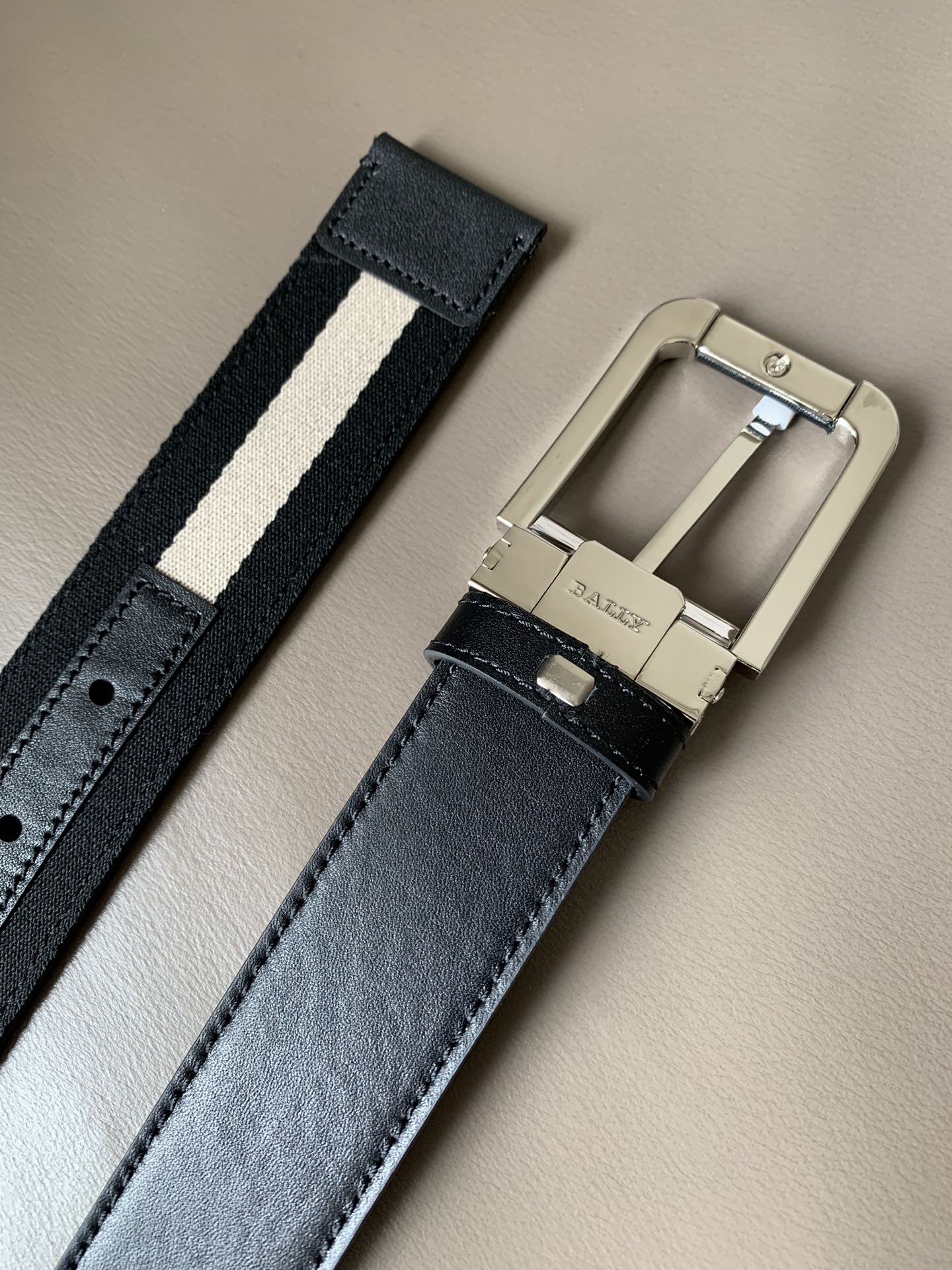【BALLY】 メンズ  幅：3.5CM 長：105-125CM  -4色