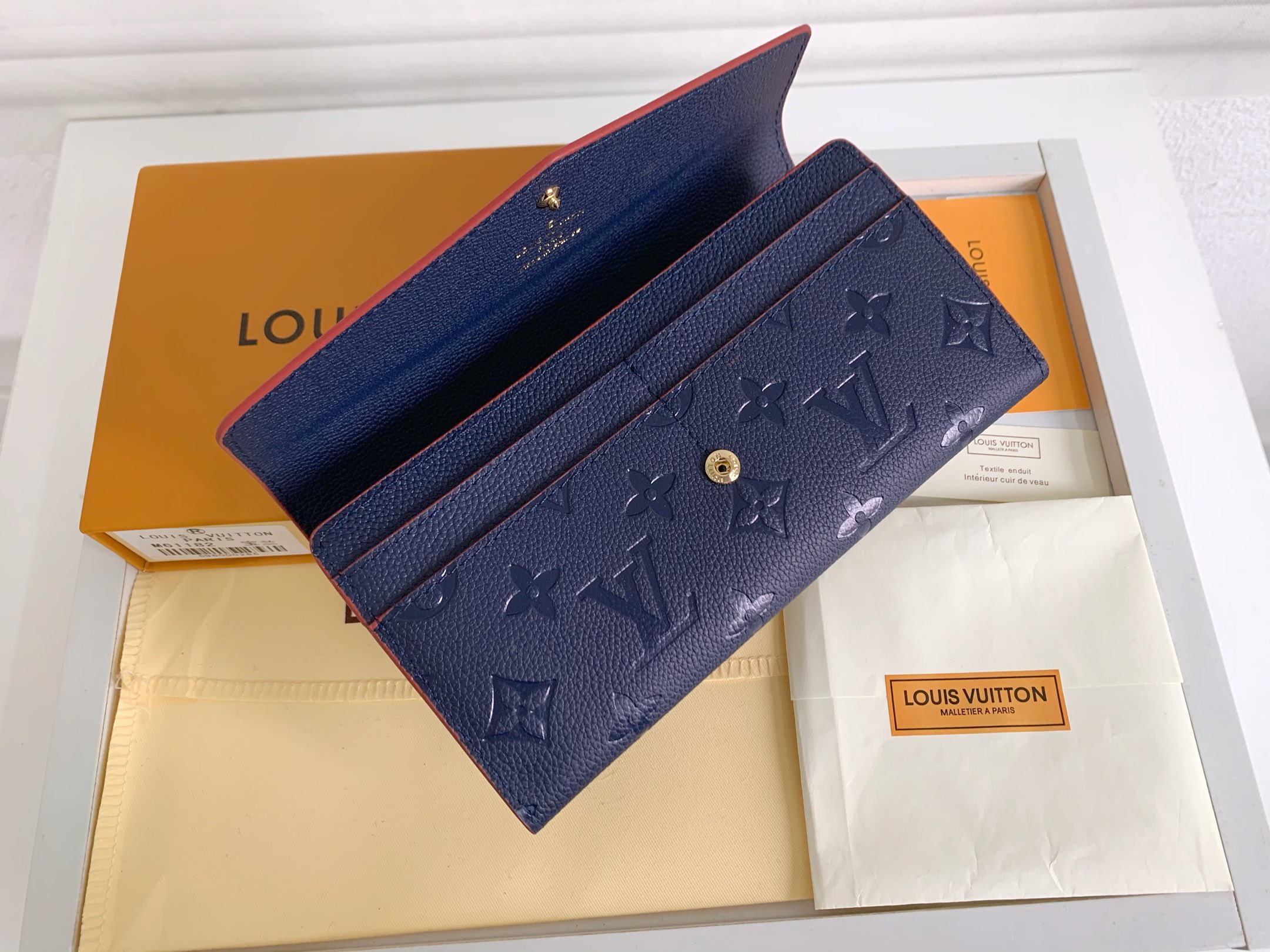 【LOUIS VUITTON】SARAH 19 x 10 x 2.5 cm -7色