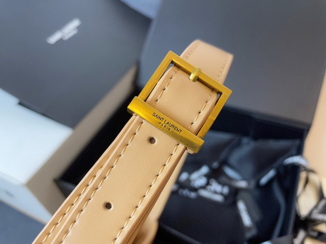 【SAINT LAURENT】 番号:657228  サイズ: 25*14*6CM -5色