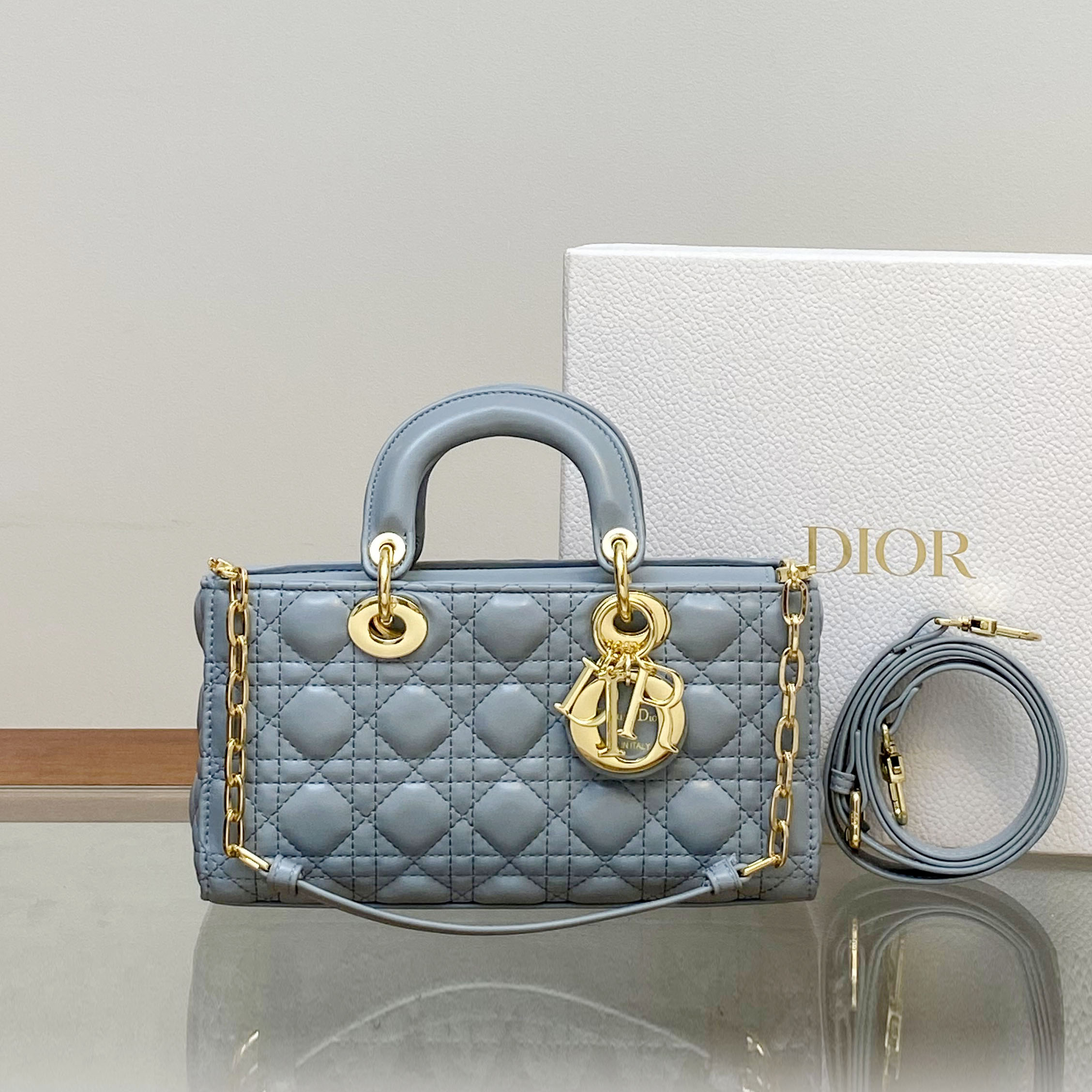 【ディオール】累積売上総額第１位·Lady D-Joy -選べる7色 26cm