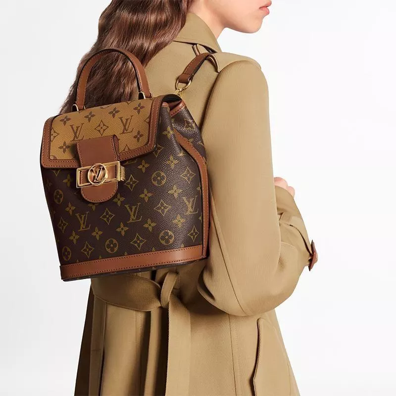 LV（ルイヴィトン）DAUPHINEスモールバックパック