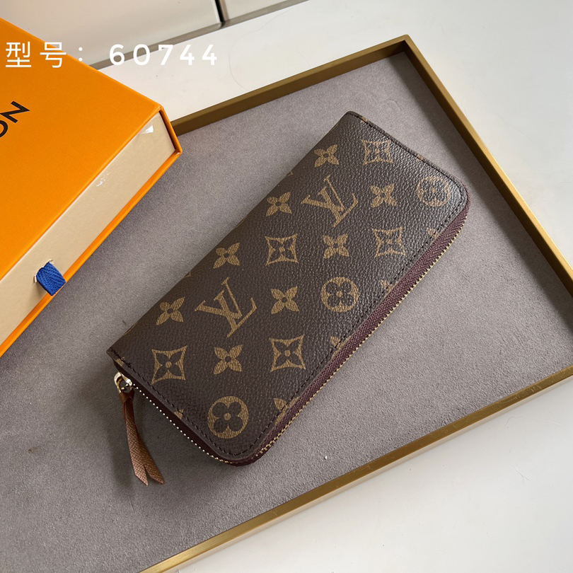 国内在庫(3日にお届け)  【LOUIS VUITTON】財布 M60755