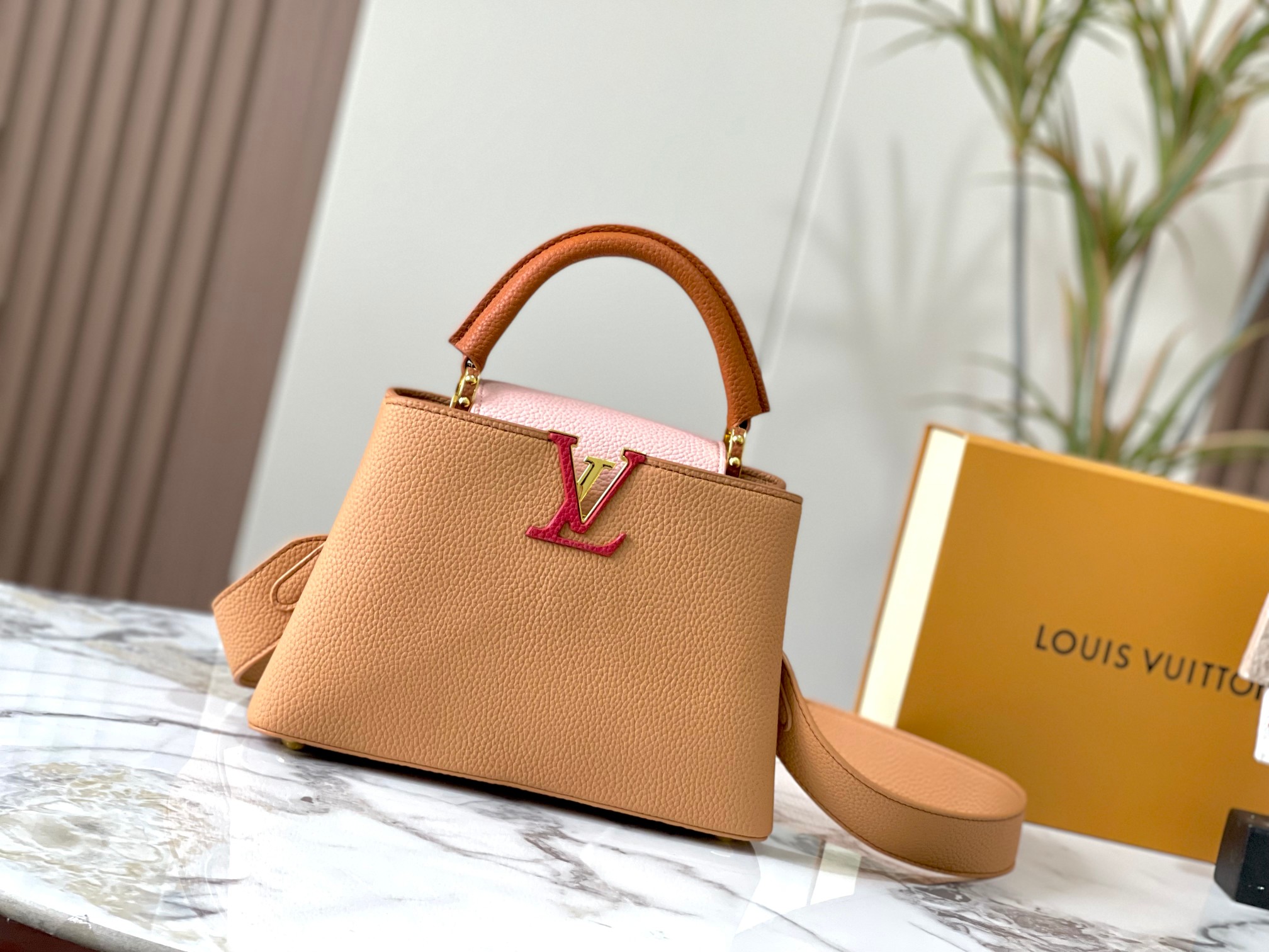 【LOUIS VUITTON】 Capucines BB  -2size -5色