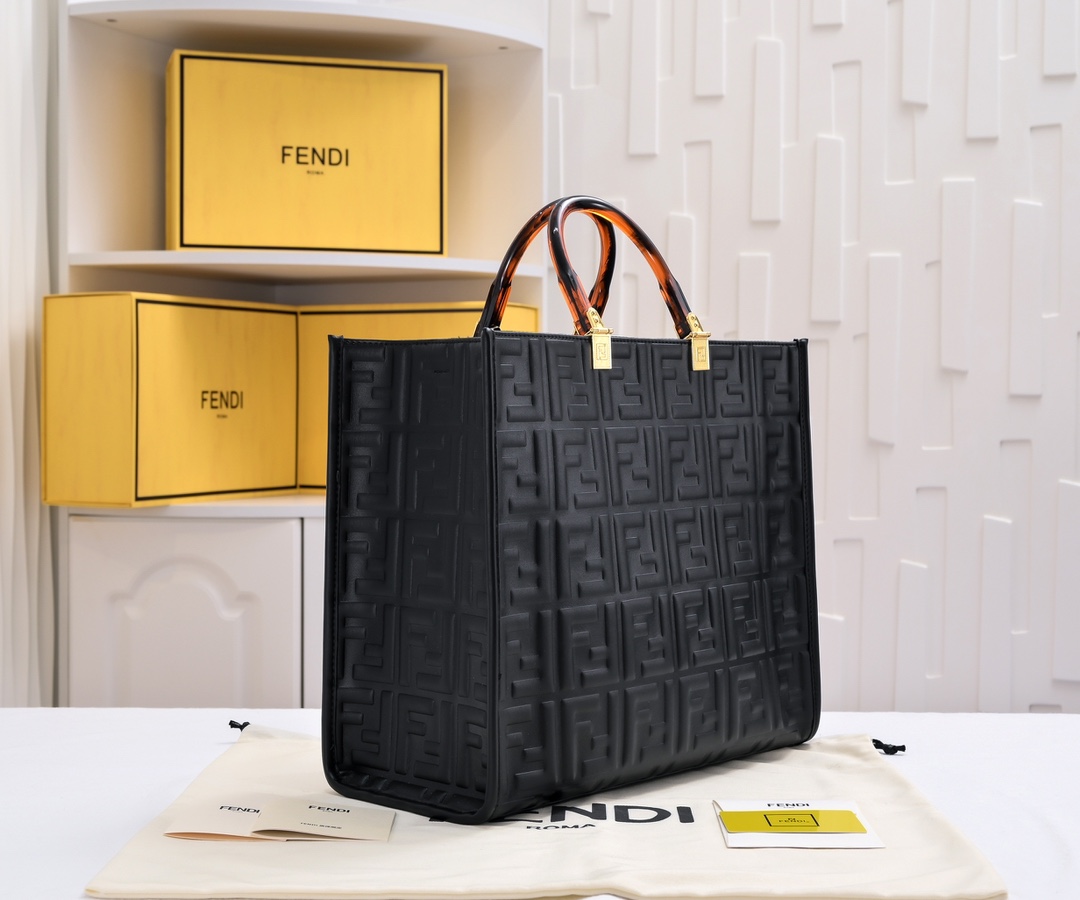 【FENDI】shine tote   サイズ: 35x17x31cm -4色