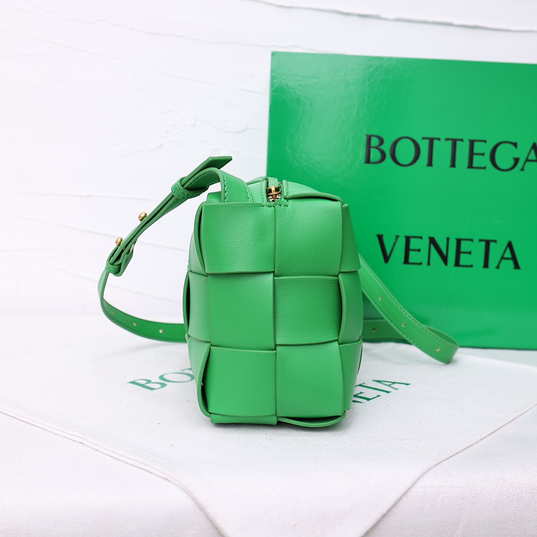 【Bottega Veneta】Brick Cassette-28*10*14CM -6色