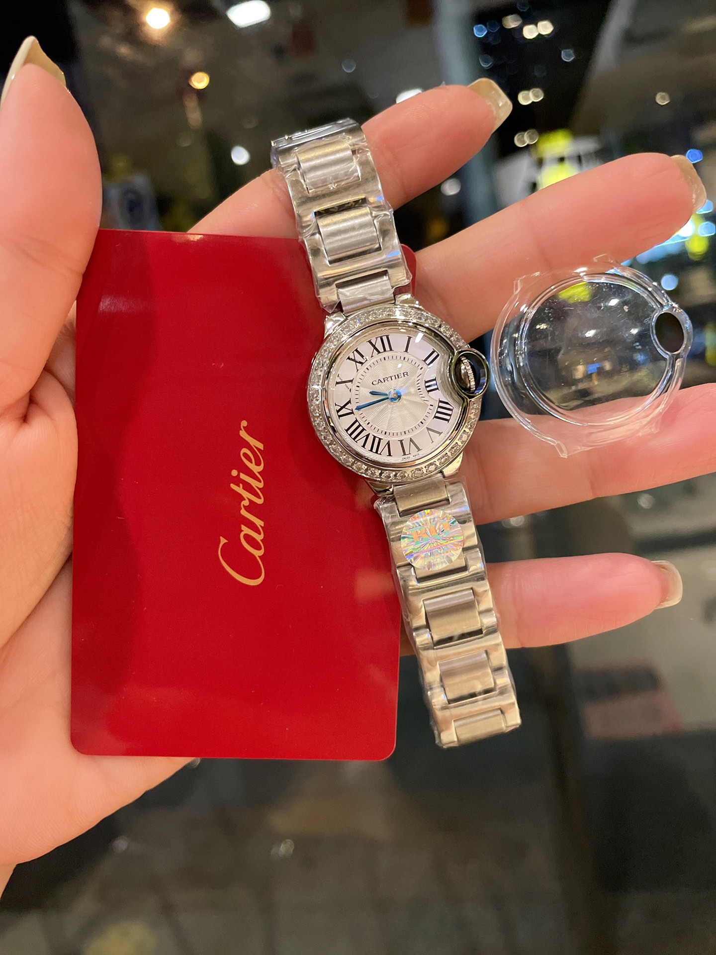【Cartier】 レディース 28MM