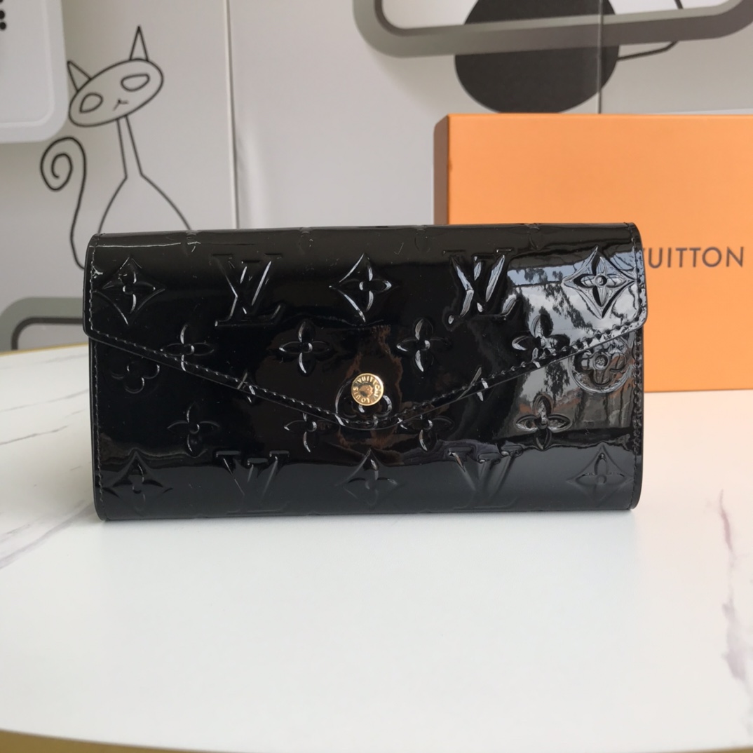 【LOUIS VUITTON】ボタン財布  19x10x2cm -4色