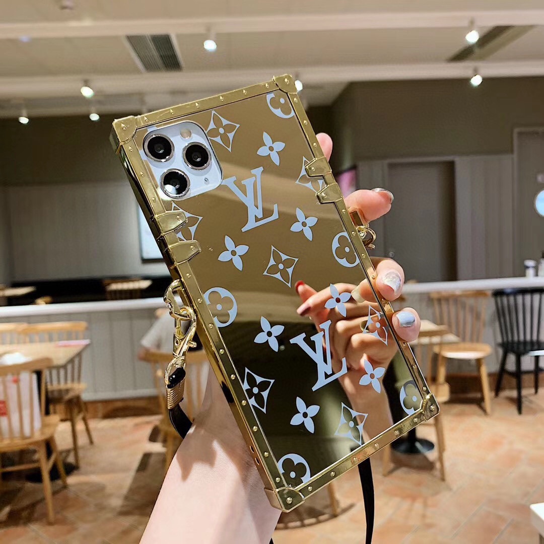 【スマホケース】 LV  携帯カバー   -2色