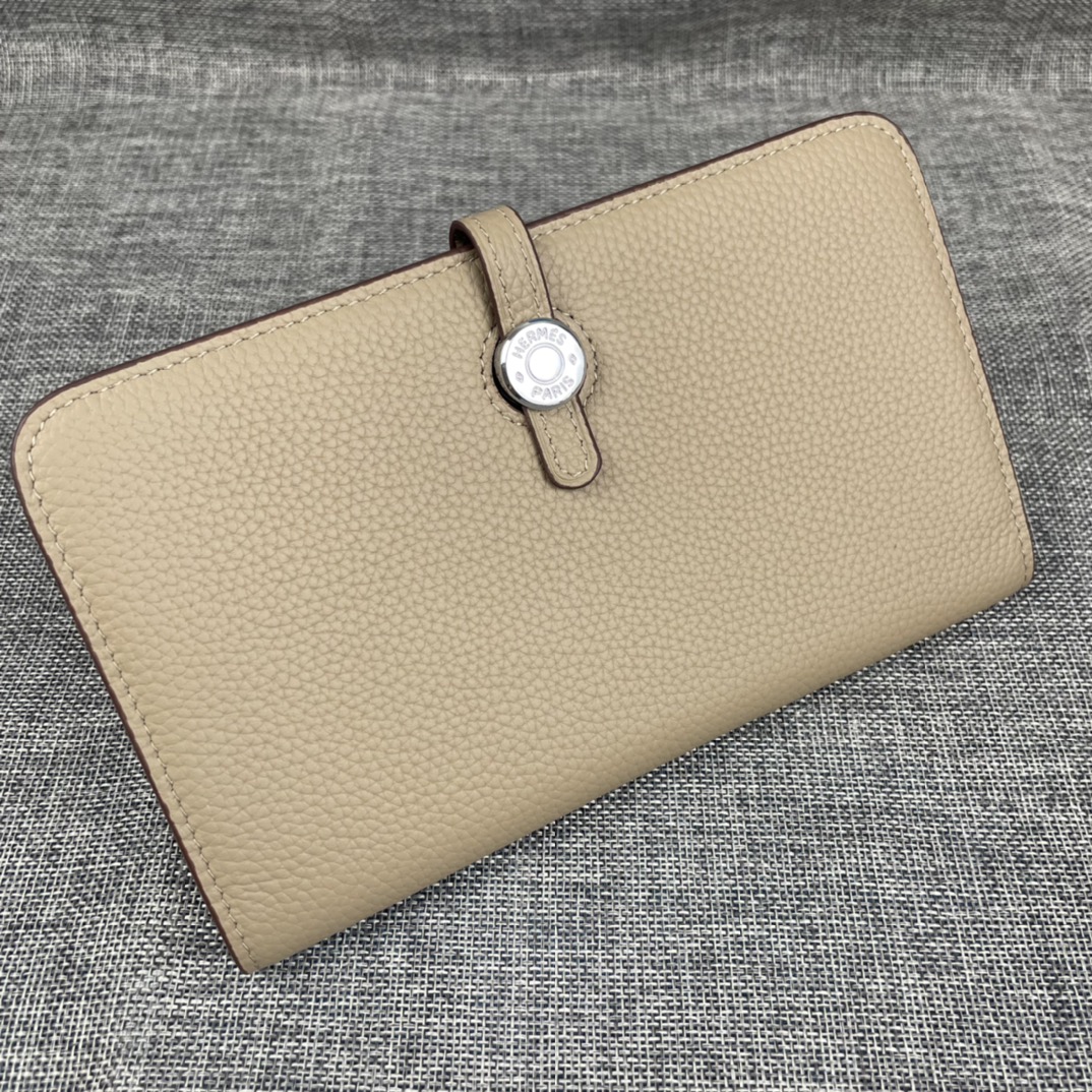 【Hermes 】二つ折り財布  20.1cm*12.5cm -6色