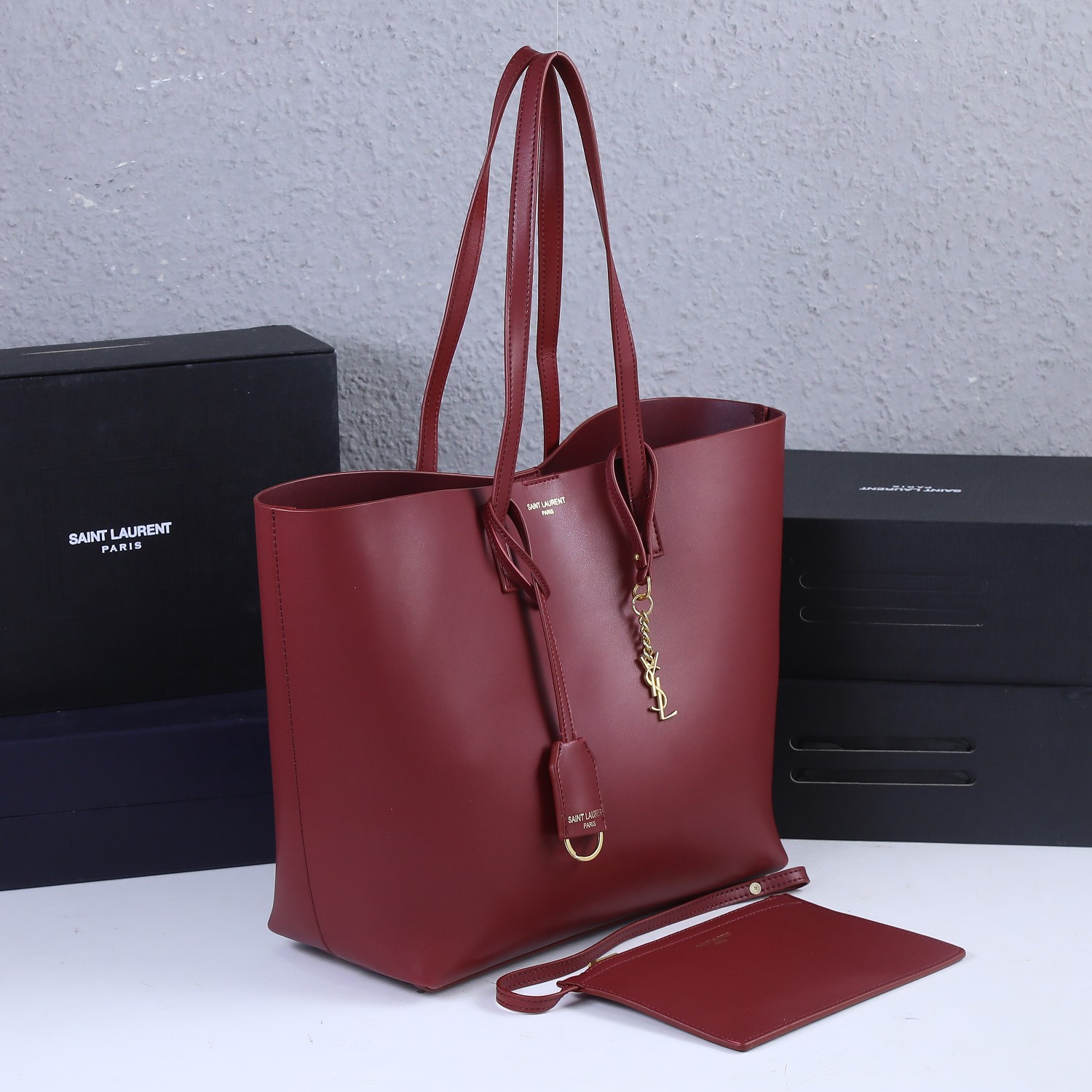 【Yves Saint Laurent】33*31*15cm