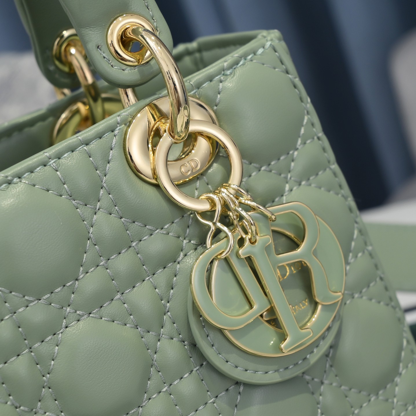 【DIOR】Di0r Ultra-matte -20x17x9CM -4色