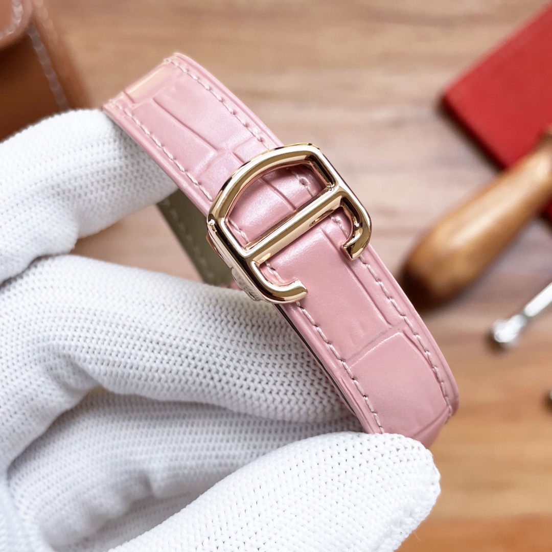 【Cartier】 レディース  33MM