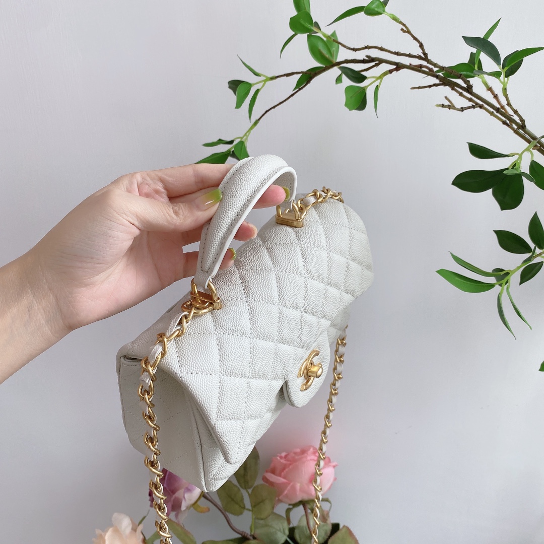 【シャネル】新作人気の斜め掛け cf mini handle 20cm グレインド カーフスキン -2色