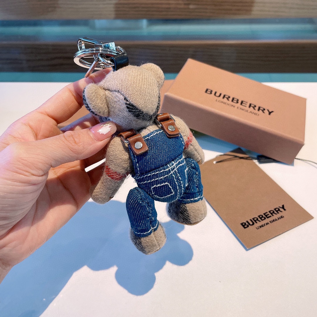 【Burberry】 キーホルダー  可爱い熊チャン 高さ12.5cm
