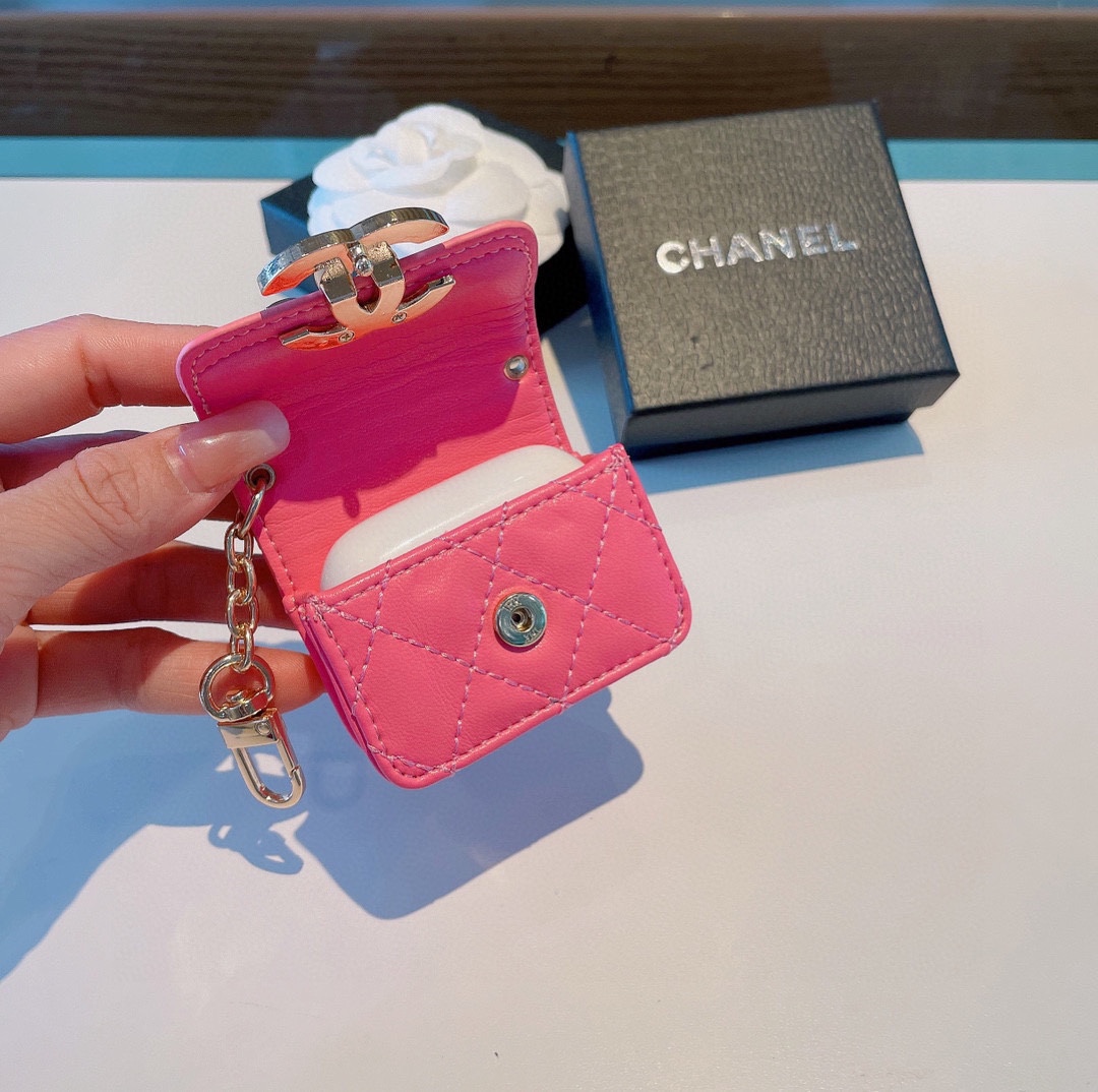 【スマホケース】CHANEL  イヤホン バッグ   -2色