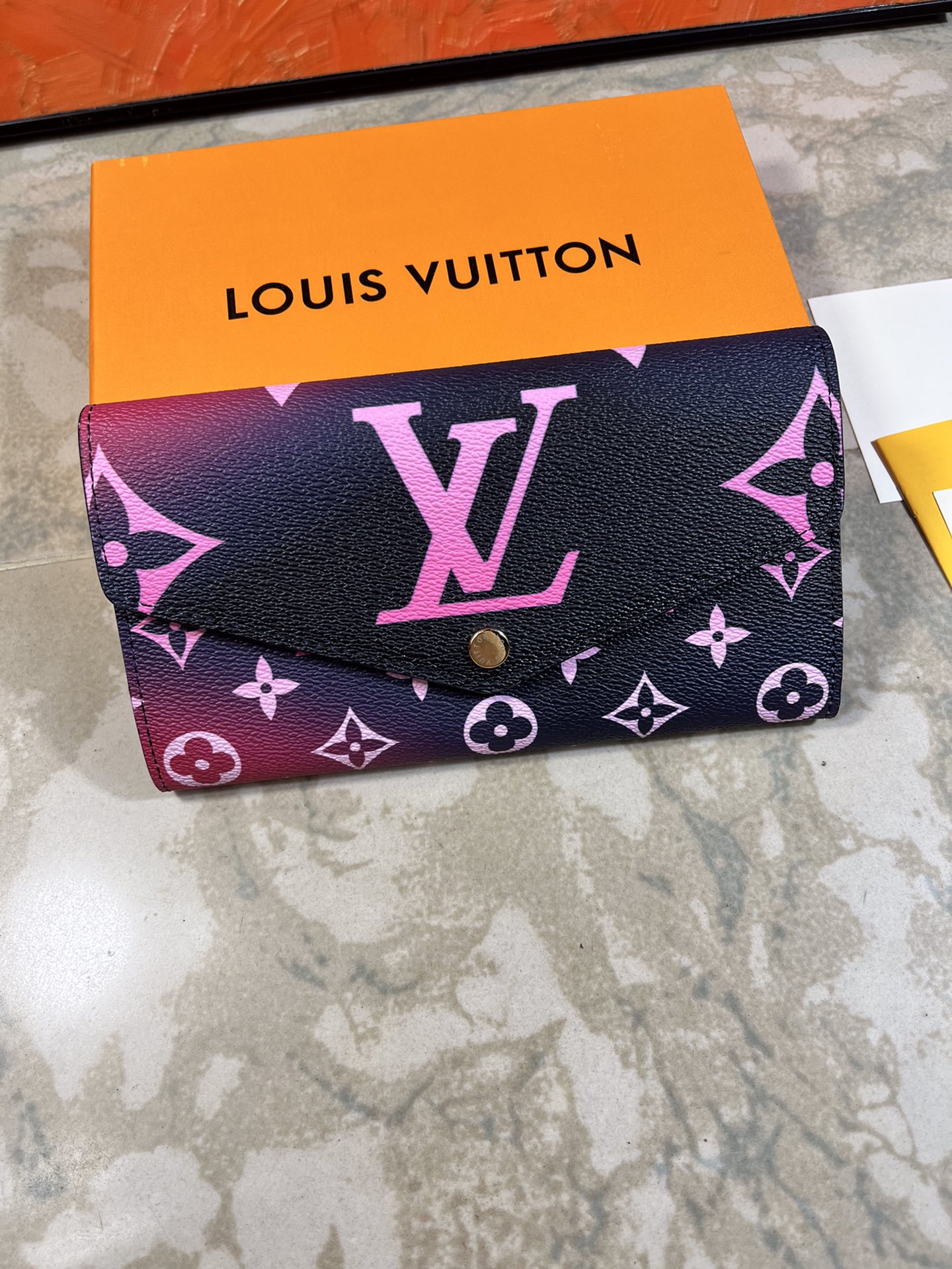 【LOUIS VUITTON】19.5 x 10.5 x 2.5 cm -3色