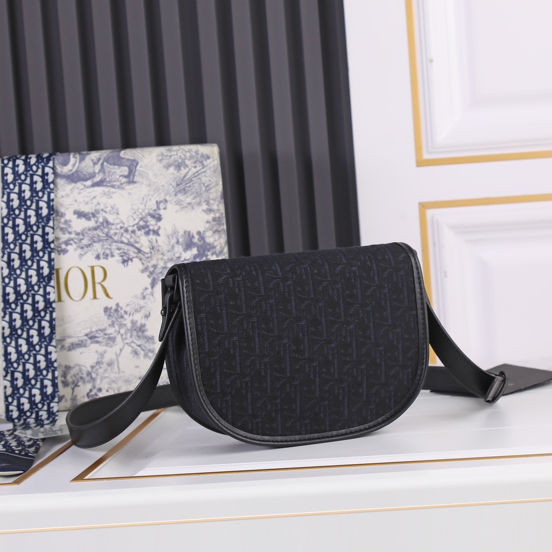 【ディオール】Dior  Gallop  20.5 x 16 x 5 cm -3色