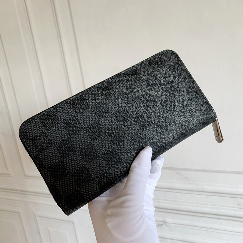 国内在庫(3日にお届け)  【LOUIS VUITTON】財布 N62581